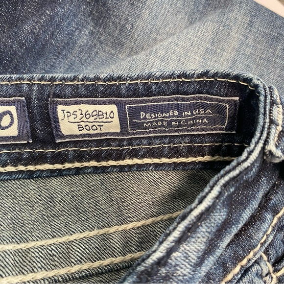 Miss Me - Fleur de lis bootcut Mid Wash Blingy - 30 - Picture 9 of 13